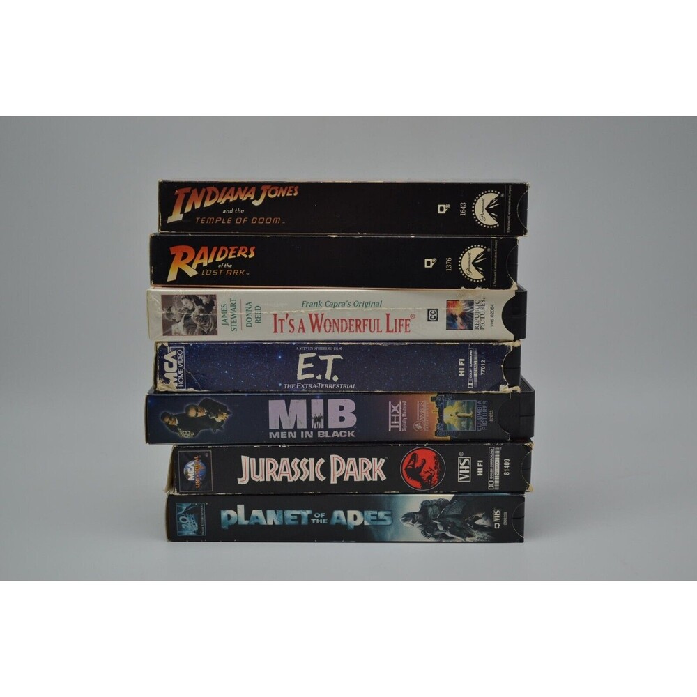 LOT of 7 VHS Tapes, Classics, ET, Indiana Jones, Jurassic Park, Planet of the Ap
